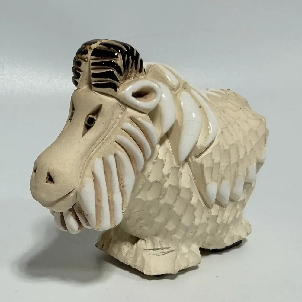 Vtg Artesania Rinconada White Mountain Goat Art Pottery Figurine 3.5